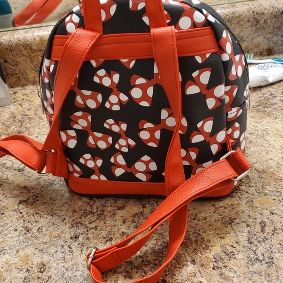 Disney backpack - Picture 2 of 3